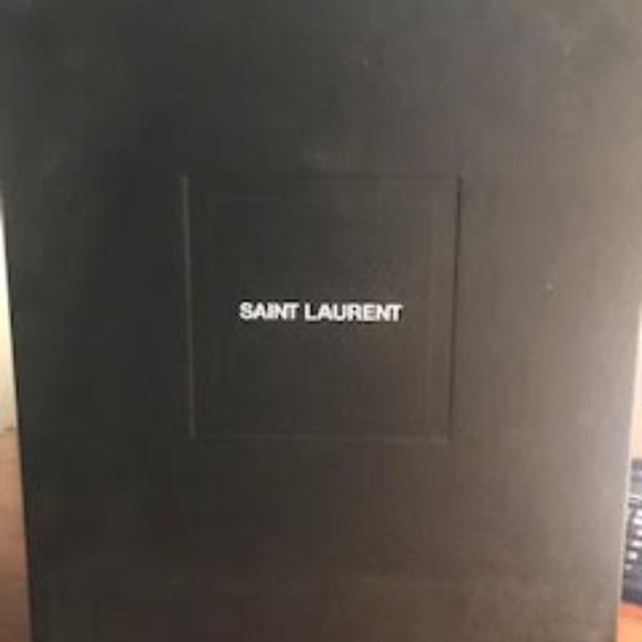 Saint Laurent Nero Black Leather Bootie - Picture 2 of 5